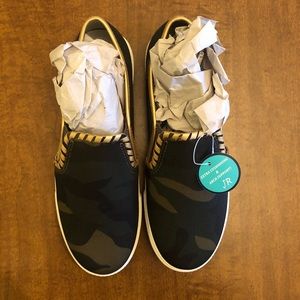 NIB Jack Rogers McKay Slip-On Sneaker, Camouflage